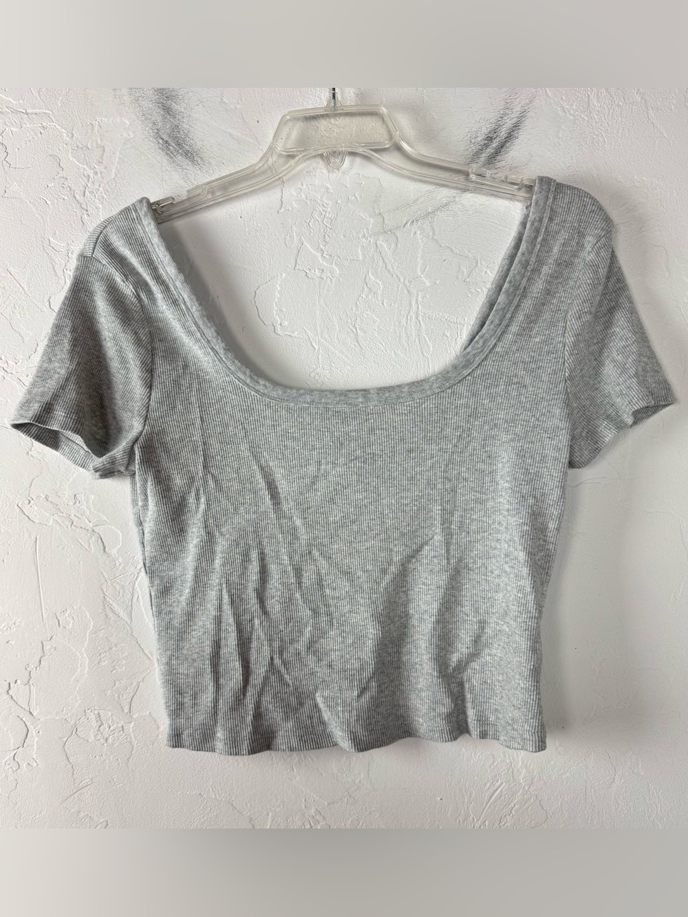 Target Universal Thread Scoop Neck Shirt Knit Top Tee Cropped Ribbed Grey Cotton